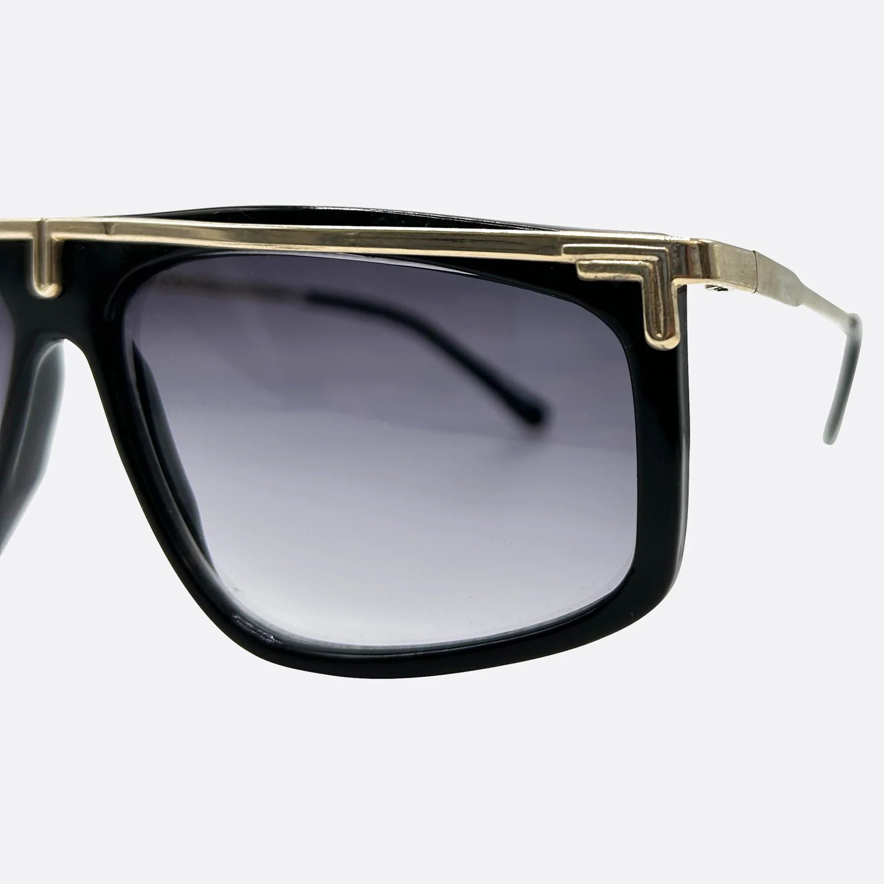 Stylish Retro Oversized Sunglasses