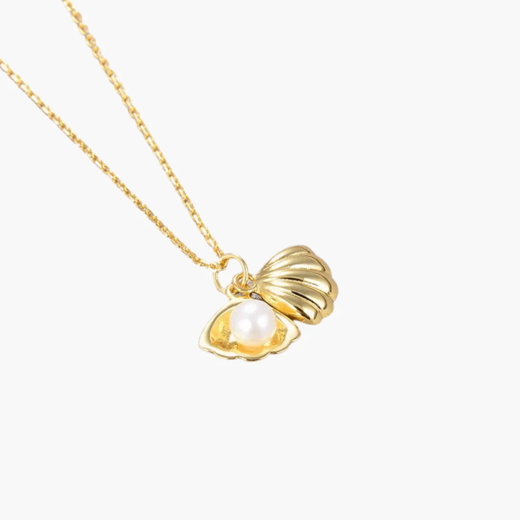Elegant Seashell Pearl Necklace