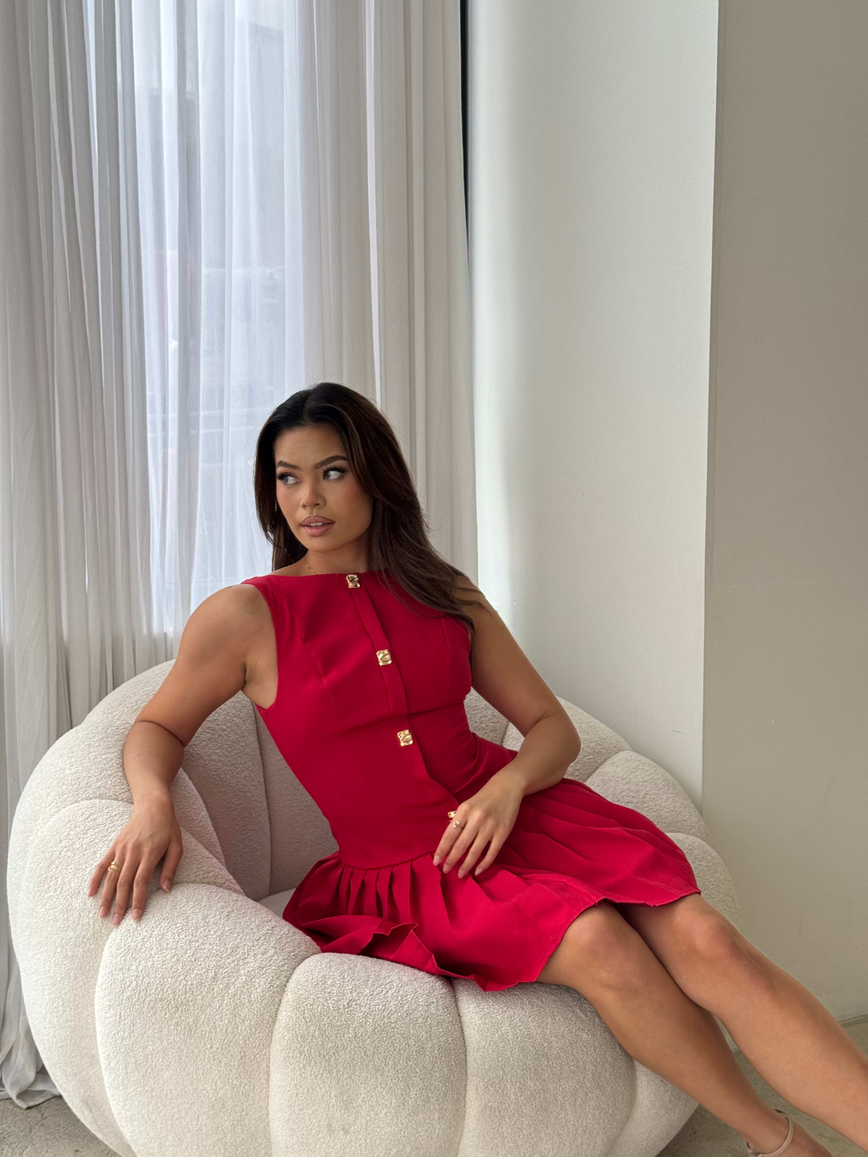 Elegant Red Pleated Dress