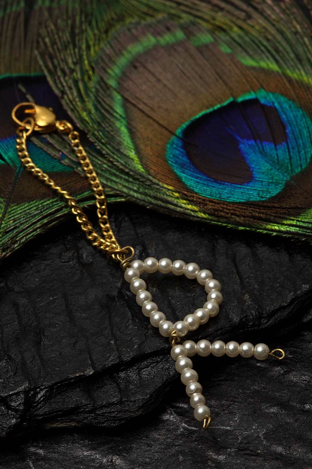 Elegant Faux Pearl Charm Bracelet