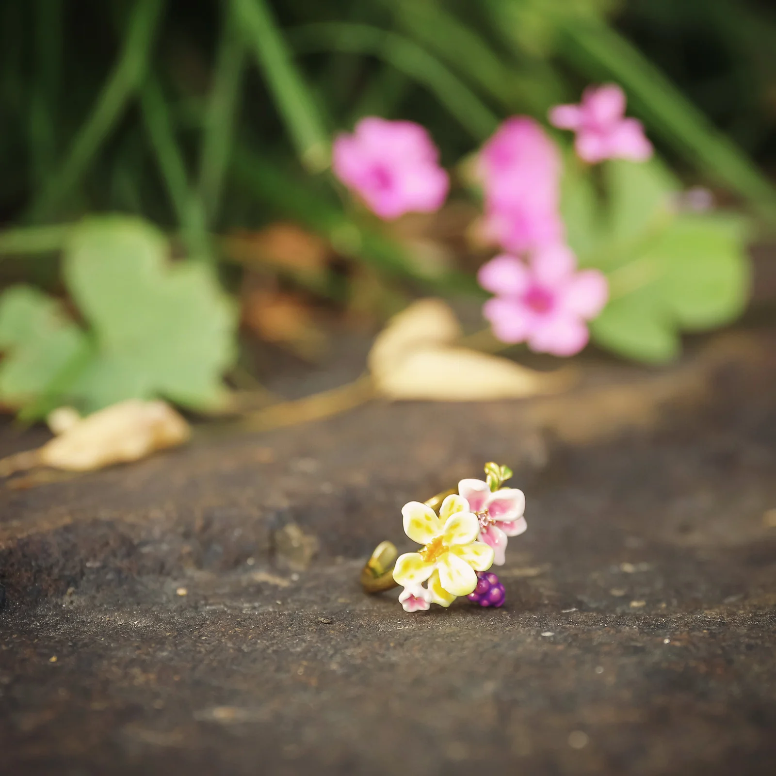 Vibrant Floral Adjustable Ring