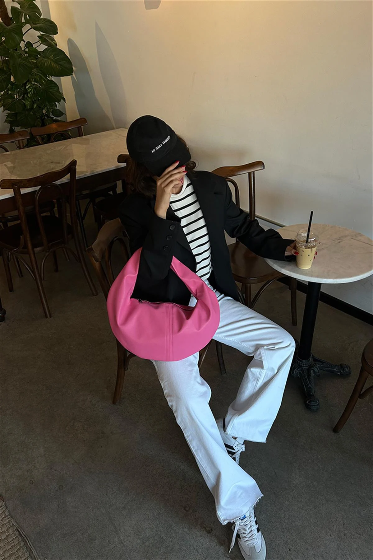 Chic Pink Crescent Shoulder Bag