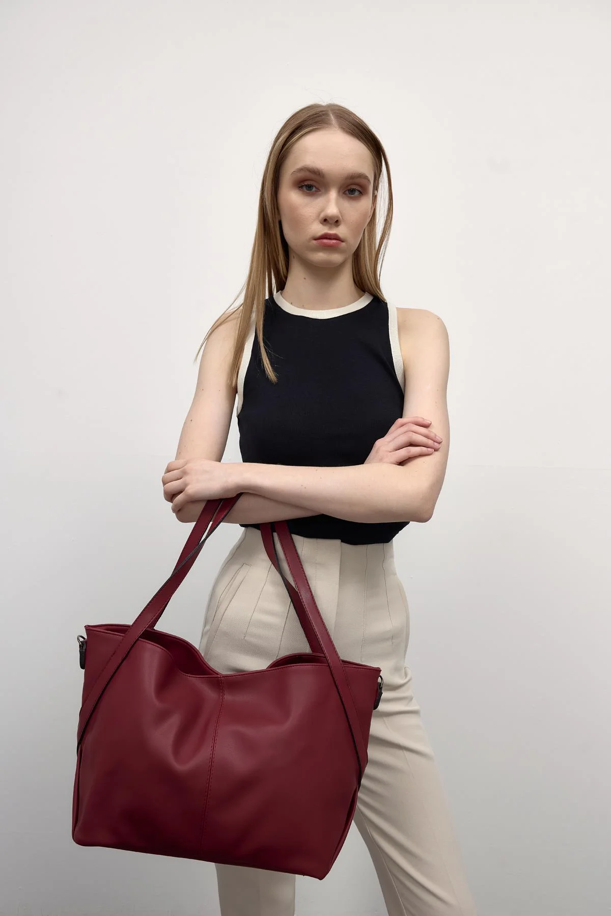 Stylish Maroon Handbag