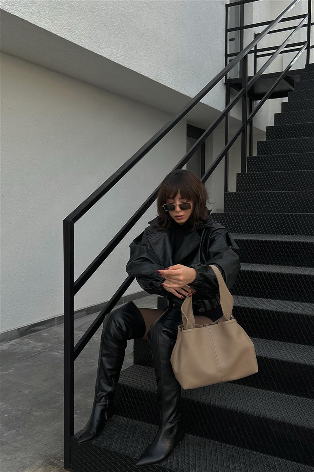 Elegant Taupe Handbag