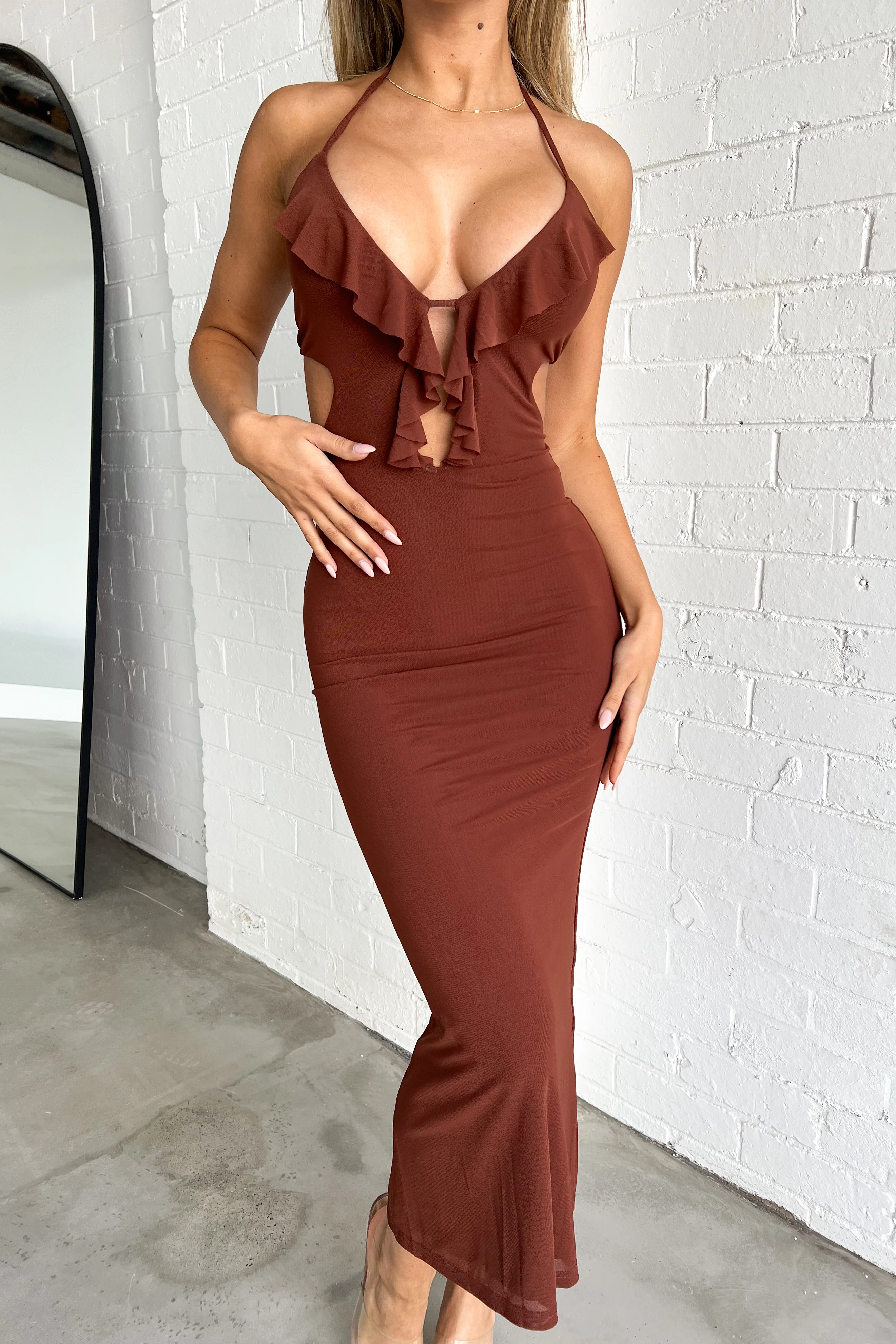 Elegant Ruffle Halter Midi Dress
