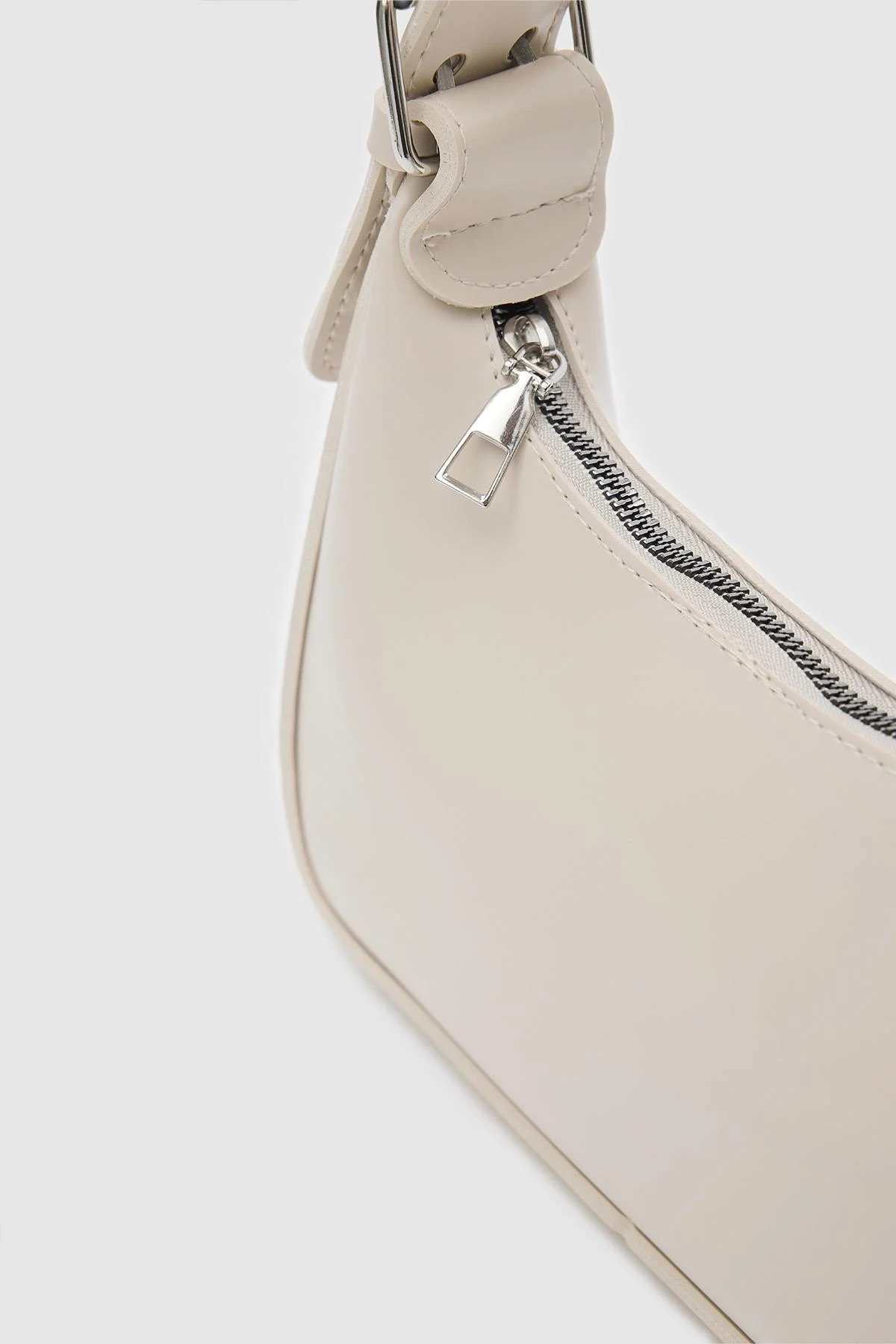 Elegant Minimalist Shoulder Bag