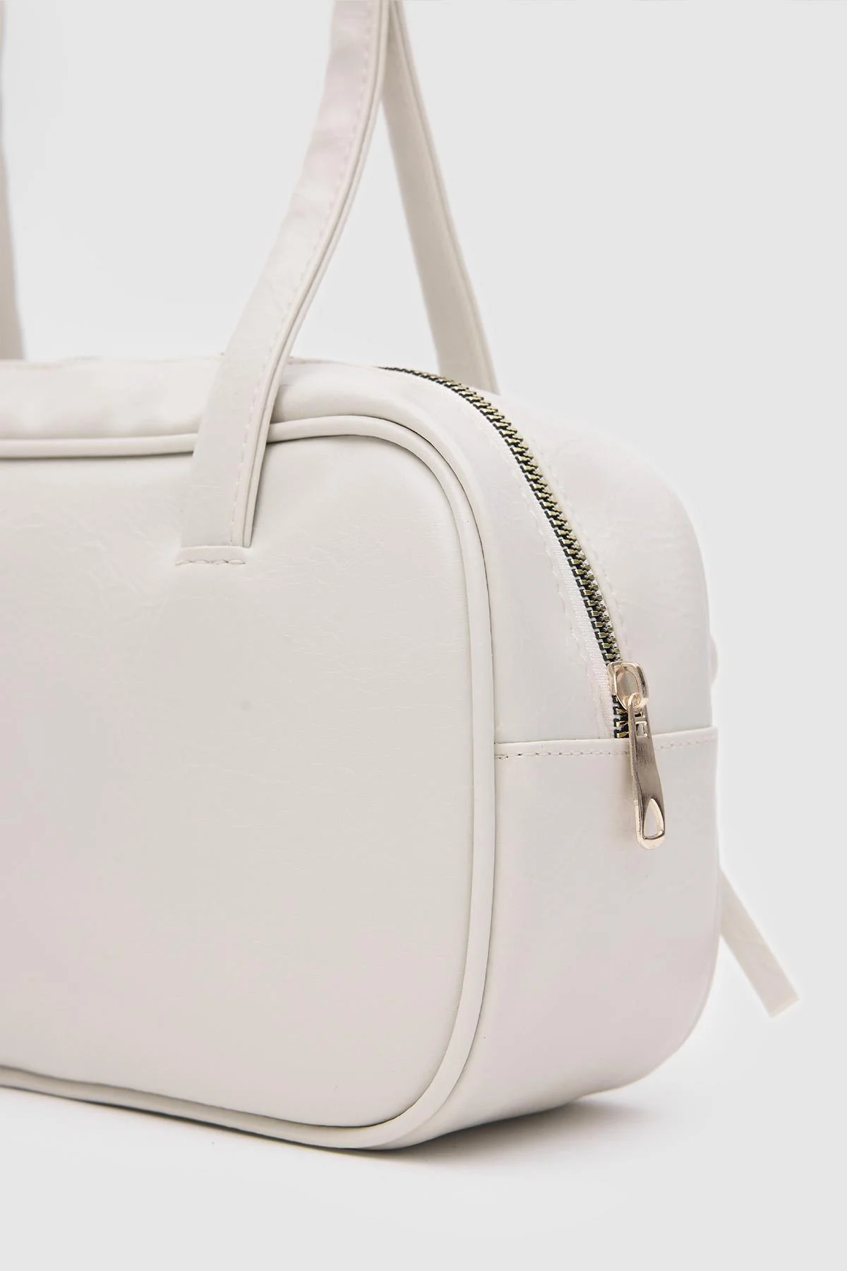 Elegantly Simple White Shoulder Bag